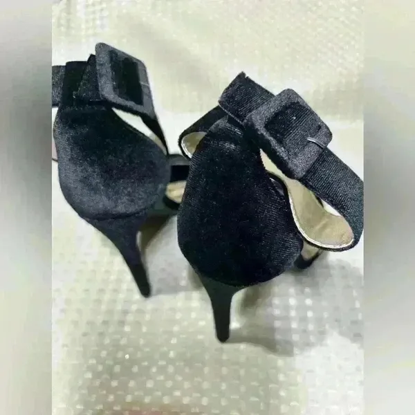Venus high heels, Size 8 new without a box - Image 5