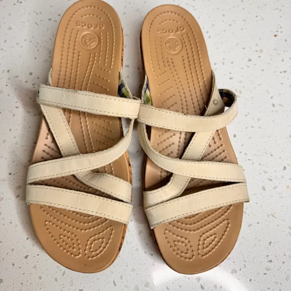 Crocs A-Leigh Mini‎ Cream Strappy Cork Wedge Sandals Size 10 Tan Slide - Image 3