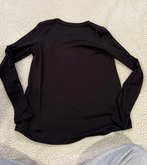 American Eagle Long Sleeve - Image 4