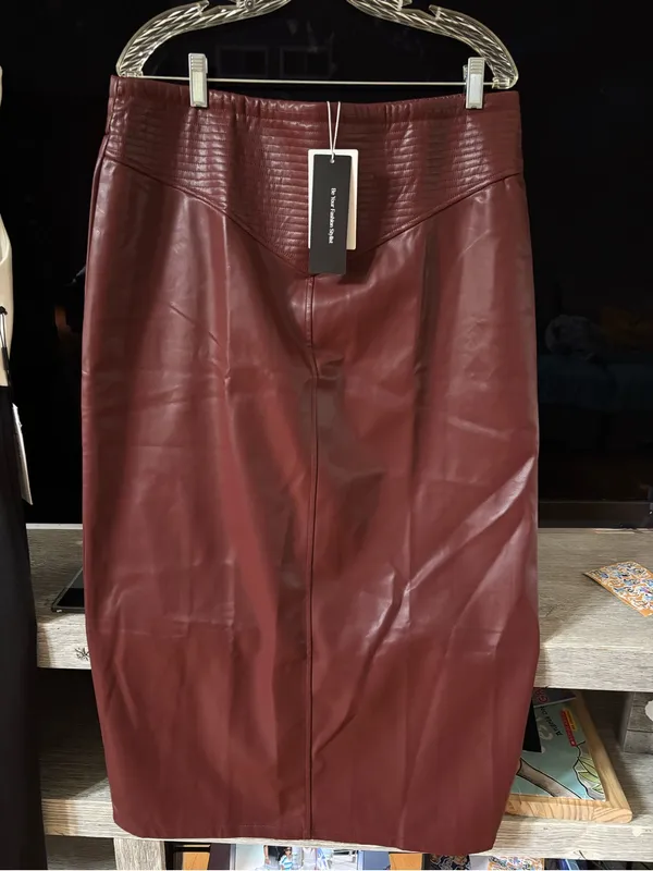 PRETTYGARDEN Women's Burgundy Maxi Leather Skirt - Sleek Pencil Maxi - Image 7