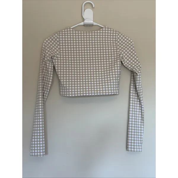 Astoria Activewear Beige Tan Gingham Check Long Sleeve Workout Gym Crop Top S - Image 7