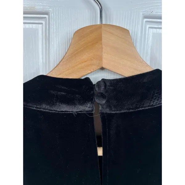 Catherine Malandrino Black Velvet Keyhole Luxe Top Size S Sleeveless - Image 8
