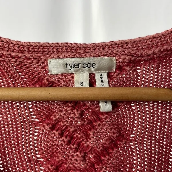 Tyler Böe V Neck Cotton Cable Knit Sweater‎ in Worn Red Size Small - Image 2
