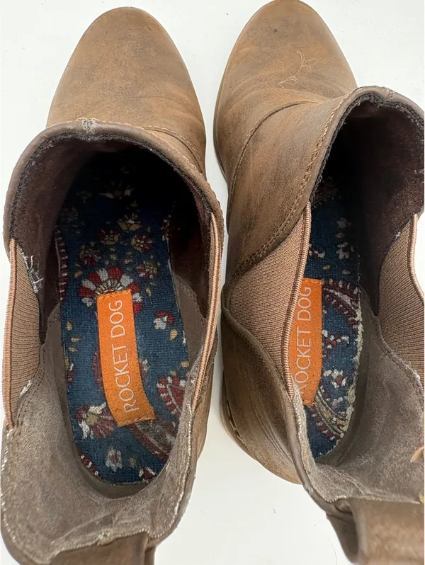 Rocket Dog Maylon Woman’s Size 7 Brown Ankle Boots with Elastic Side Panels - Image 6