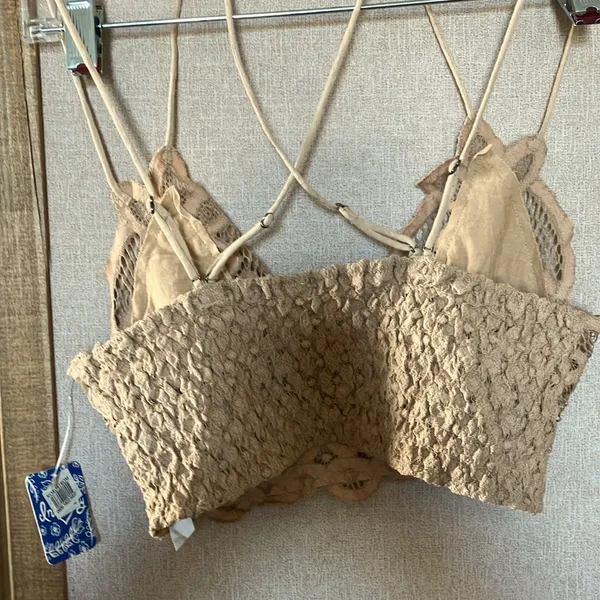 FINAL MARKDOWN Nordstrom Tan Lace Bandeau o s f m - Image 7