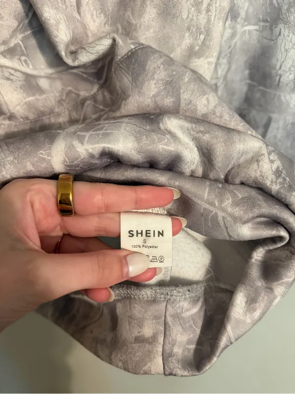 SHEIN Light Gray Camo Hoodie - Image 3