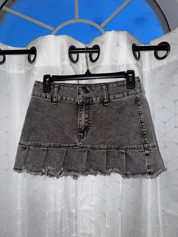 SheIn Denim Mini Skirt - Image 2