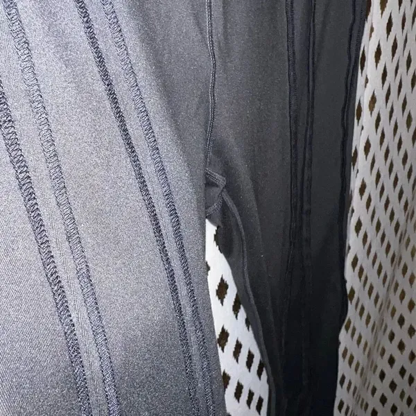 Fabletics leggings and flared pants bundle set size L ￼ - Image 7