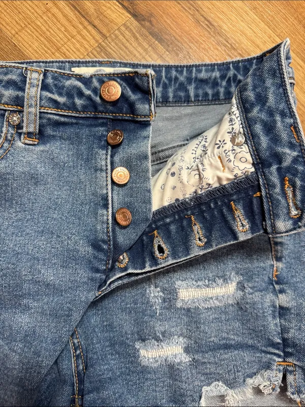 CRVY Free People We The Free Denim shorts Features - Image 9