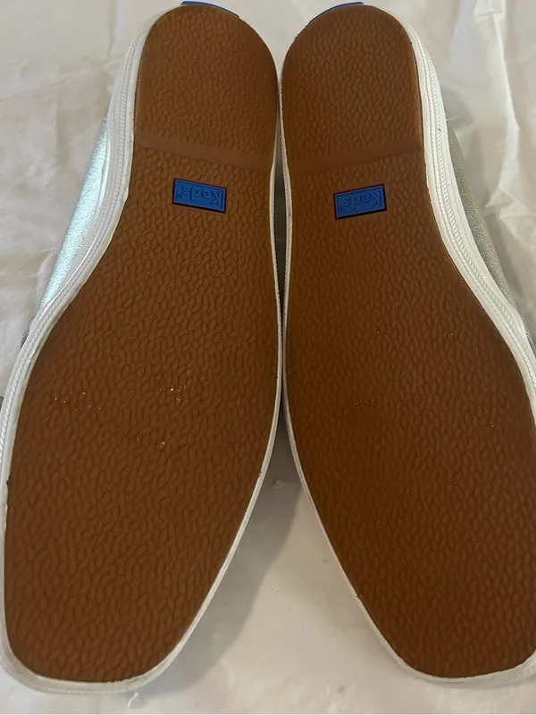 Keds Square Toe Mary Jane Leather Mini Bow, Silver, Size 8, NEW no tags Display - Image 7