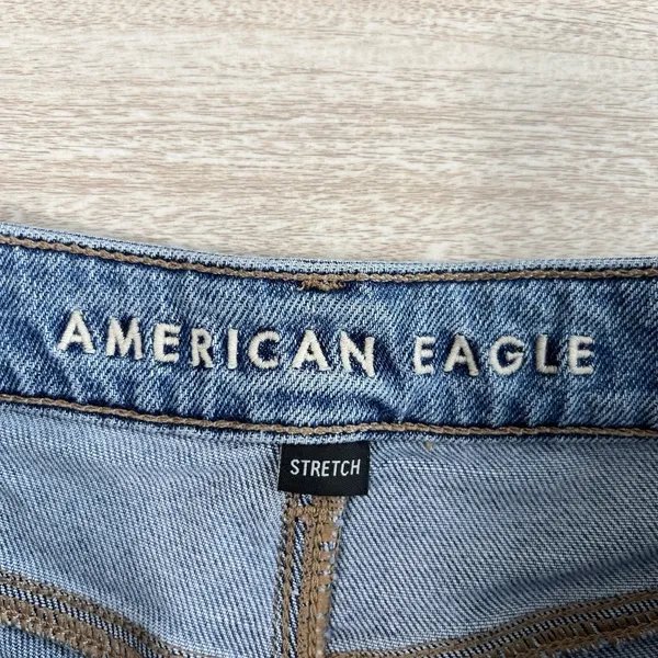 American Eagle Stretch Mom Jeans High Rise Women's Size 4 Regular Medium Wash - Image 7