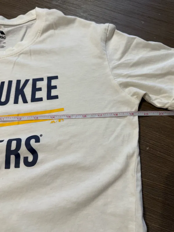 Majestic Cream Milwaukee Brewers Logo Tee with Navy and Yellow Accents - Image 5