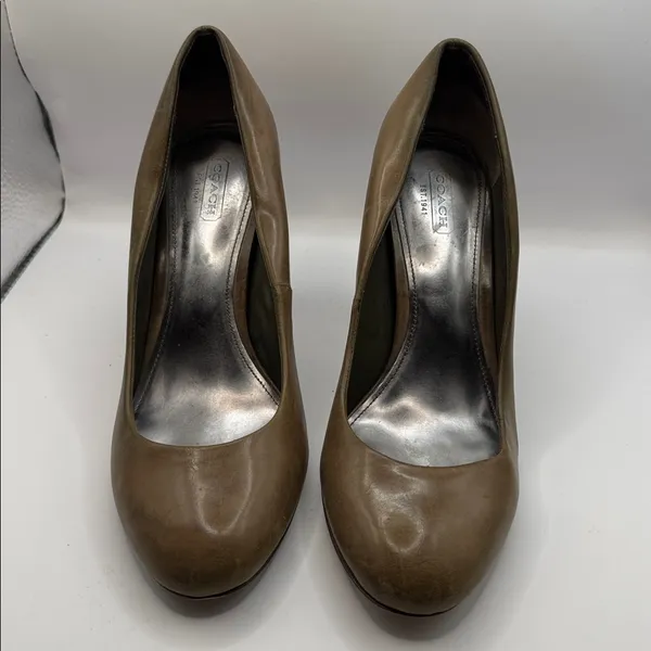 COACH Sloane Brown Leather Logo Block Heel Pumps Size 8.5B Classic Round Toe - Image 5