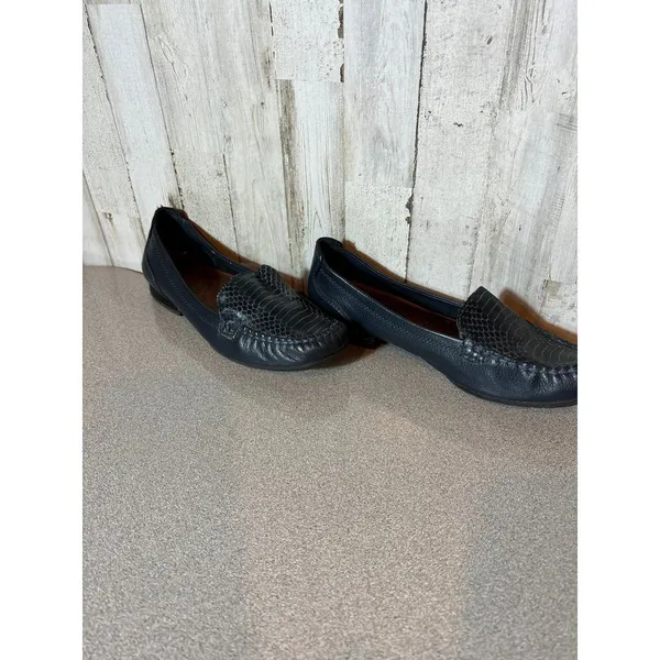 Womens‎ Bare traps Blue Loafer Size 7 Leather - Image 4