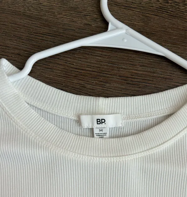 Short sleeve white T-shirt dress - Image 3