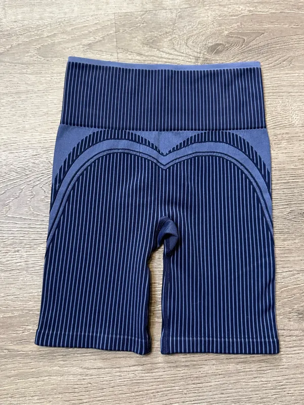 •RYKA• SEAMLESS BIKE SHORTS - Image 5