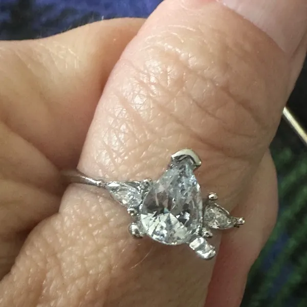 1.50CT Diamond Pear Shape 3 Stone Engagement Ring Diamonds Anniversary Band .925 - Image 3