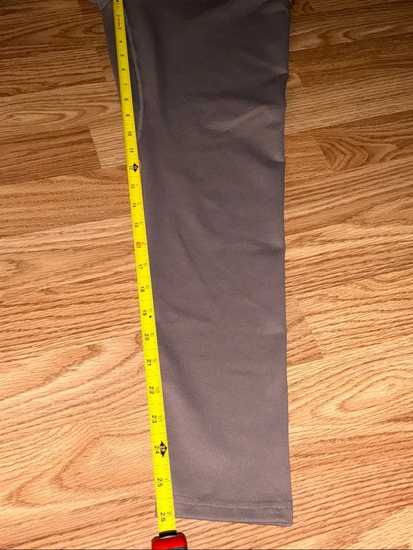 Balance Athletica Taupe High-Rise Leggings Size Medium - Image 5