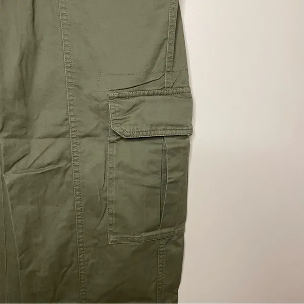 Abercrombie & Fitch Relaxed Cargo Pants, Army Green, Size 29, EUC - Image 5