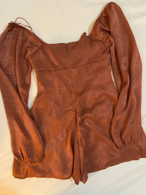Le lis Satin Burnt Orange Romper - Image 3