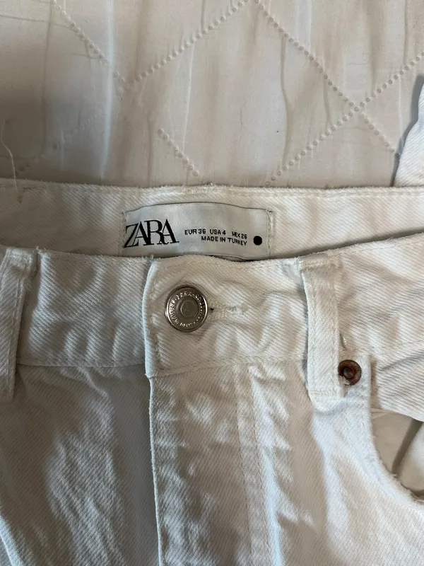 Zara Jeans - Image 2
