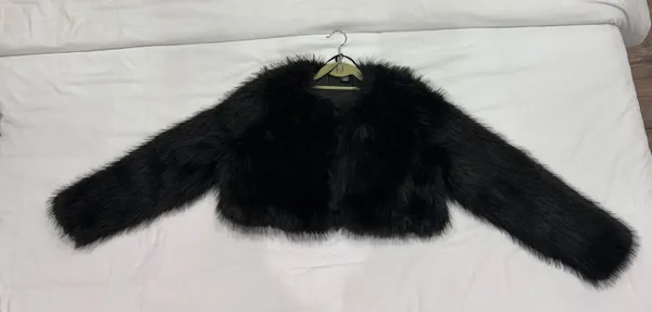 Faux Fur Cropped Shawl Black - Image 3
