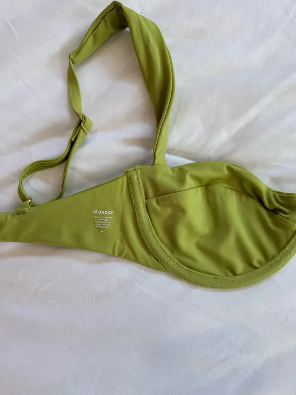 Monday Swim Cala Roja Top Apple - Image 3