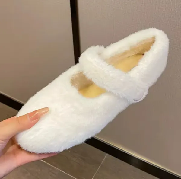 Women’s Faux Fur Mary Jane Slippers – White – Size 6 – Never Worn - Image 3