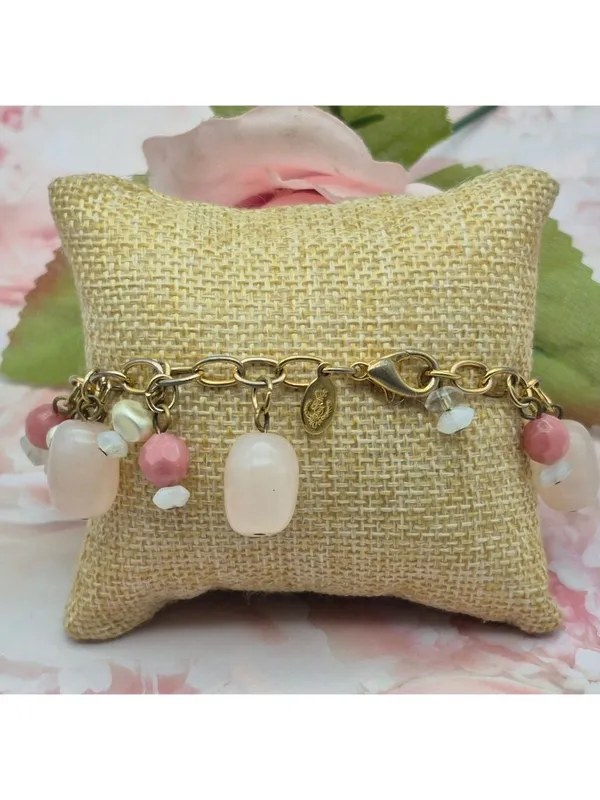 Premier Designs Dangle Charm Bead Bracelet Pink & White Accents Gold-Tone Chain - Image 3