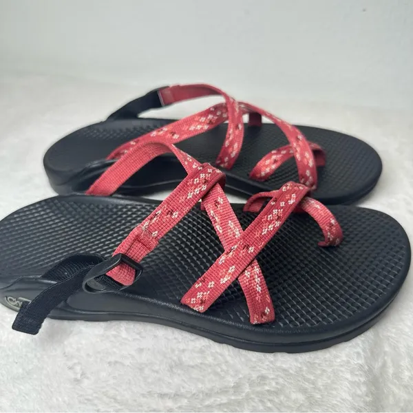 Chaco Arch Support Women's Sandals in Pink Adjustable Straps in Black Sole W9 - Image 4