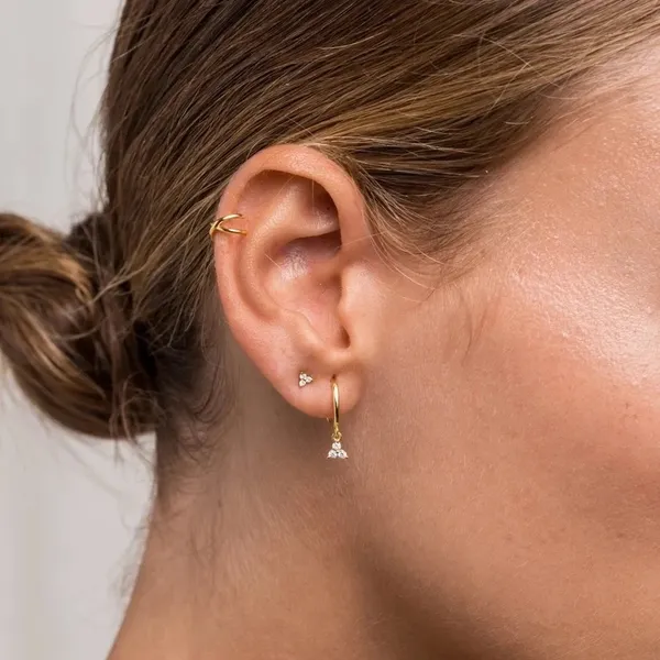 Boutique 18K Gold plated dainty set ear cuff - Image 3