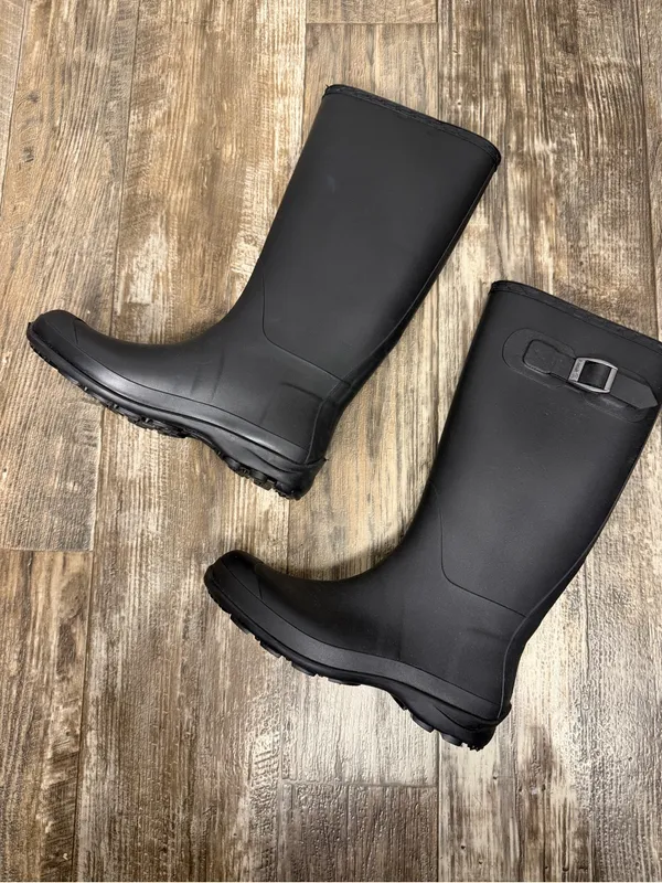 Kamik Black Tall Waterproof Rain Boot with Side Buckle Size 7 - Image 10