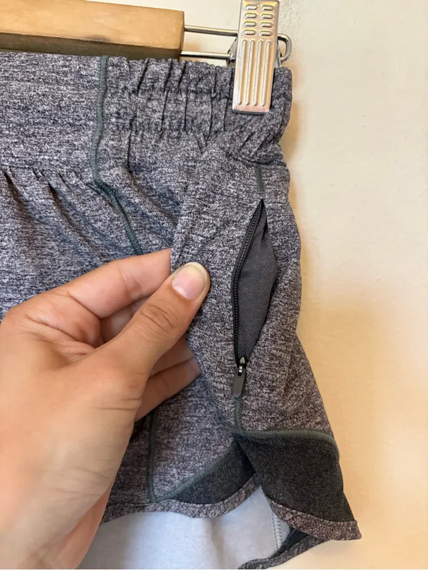 LULULEMON Hotty Hot Lined Active Short II 2.5" Heather Lux Multi Gray/Black Sz 6 - Image 6