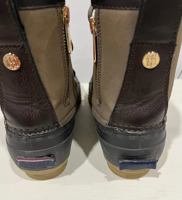 Tommy Hilfiger Women’s Reanna Lace-up/ Side Zip Duck Boots - Image 6
