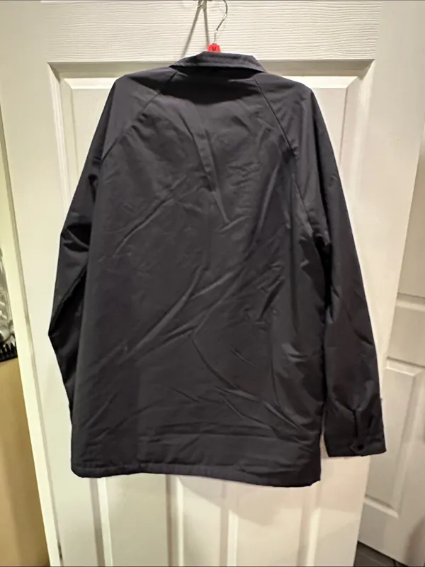 Vans Black Utility Coach Jacket with Logo Patch - Image 4