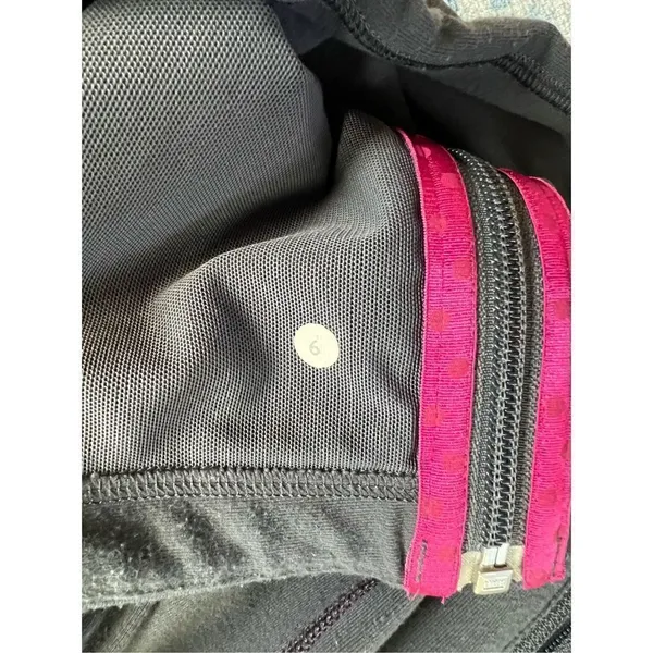 Lululemon Charcoal Gray and Pink Shape Jacket Size 6 - Image 4
