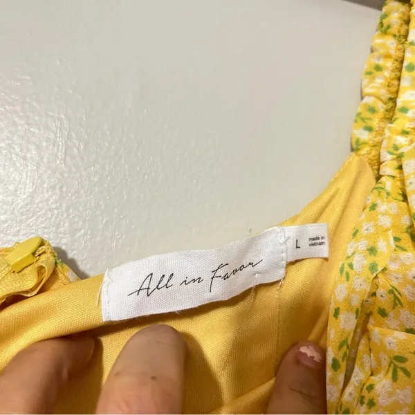 All In Favor Sasha Floral Ruched Mini Dress Yellow Puff Sleeve L NWT - Image 5