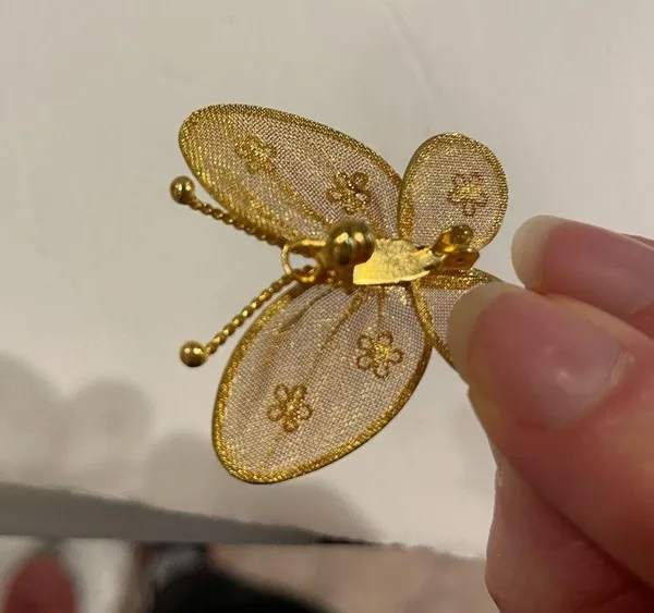 Adorable Little golden butterfly mesh pendant pin vintage - Image 6