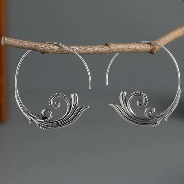 Delicate Carved Leaf Design Hoop Earrings - Image 4