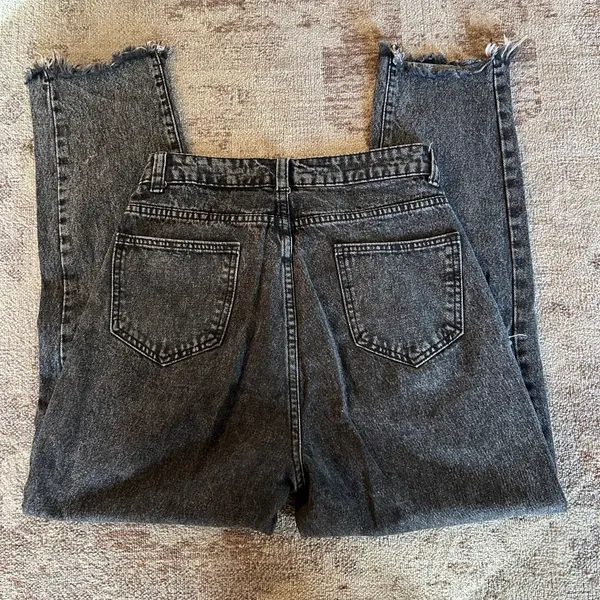 SheIn Black Distressed Jeans - Image 2