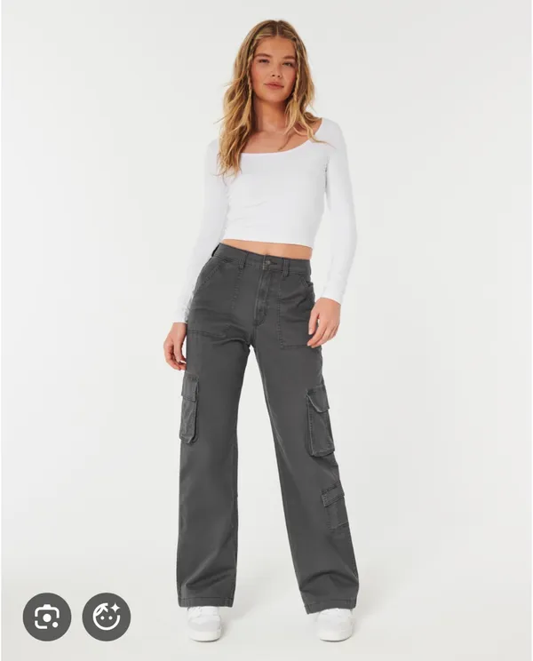 Hollister Gray Ultra High Rise Baggy Cargo Pants - Image 3