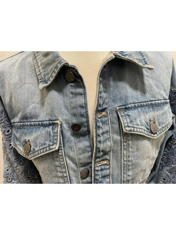 Calvin Klein Floral Embroidered S Cropped Blue Denim Jacket - Image 2