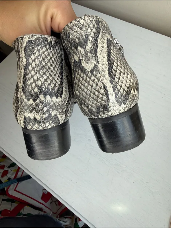 ABEO Lanora Metatarsal Low Heel Bootie Sz 8 - Image 7