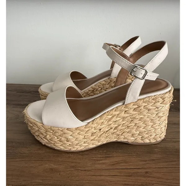 Universal Threads Wedge Sandals Womens 8.5 Cream White Espadrille Platform Strap - Image 2
