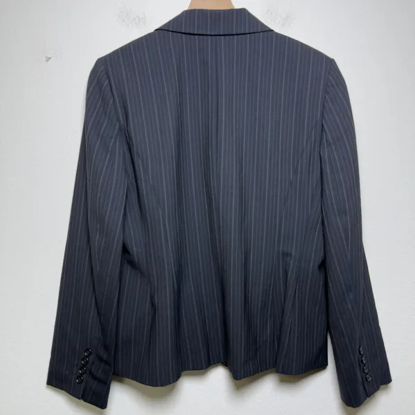 Ann Taylor Womens Blazer 14 Navy Pinstripe Italian‎ Fabric Three Button Jacket - Image 5