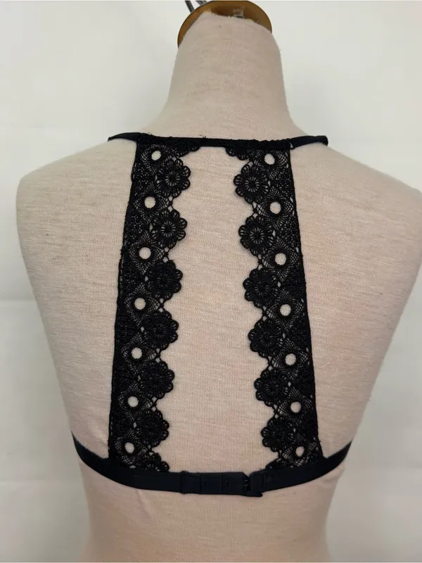 American Eagle aerie black lace crochet bralette bra medium - Image 2