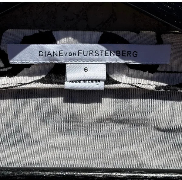 Diane von Furstenberg Julian Two Silk Wrap Dress US Size 6 Black White - Image 4