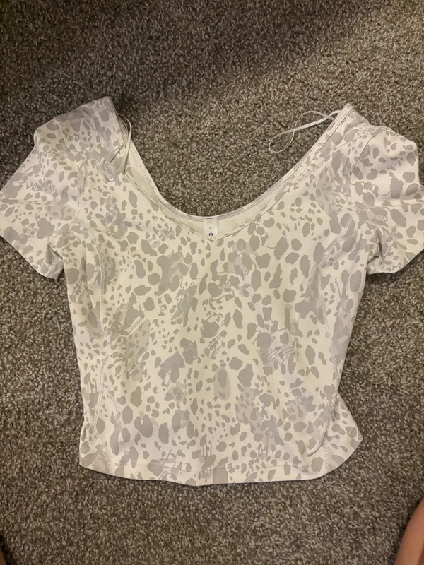 Lululemon top - Image 2