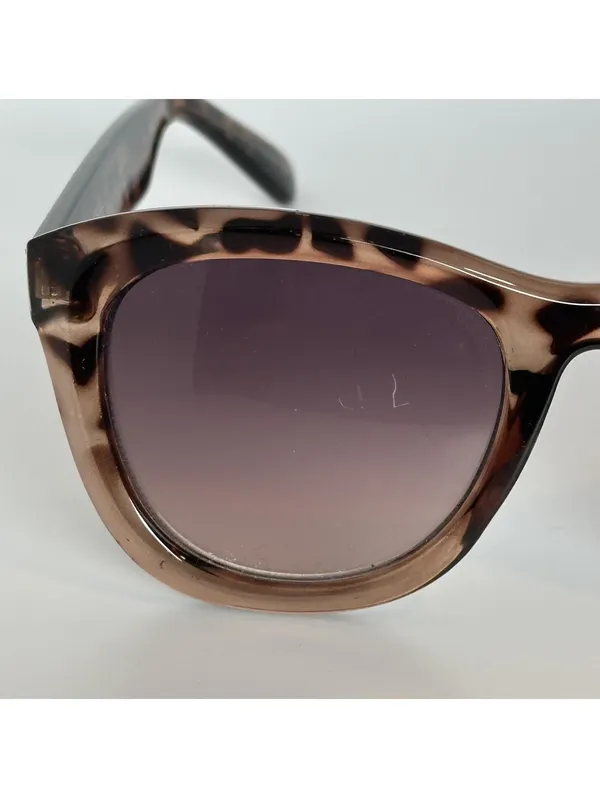 Ann Taylor Loft Tortoise Shell Pattern Sunglasses with Gradient Lenses - Image 3