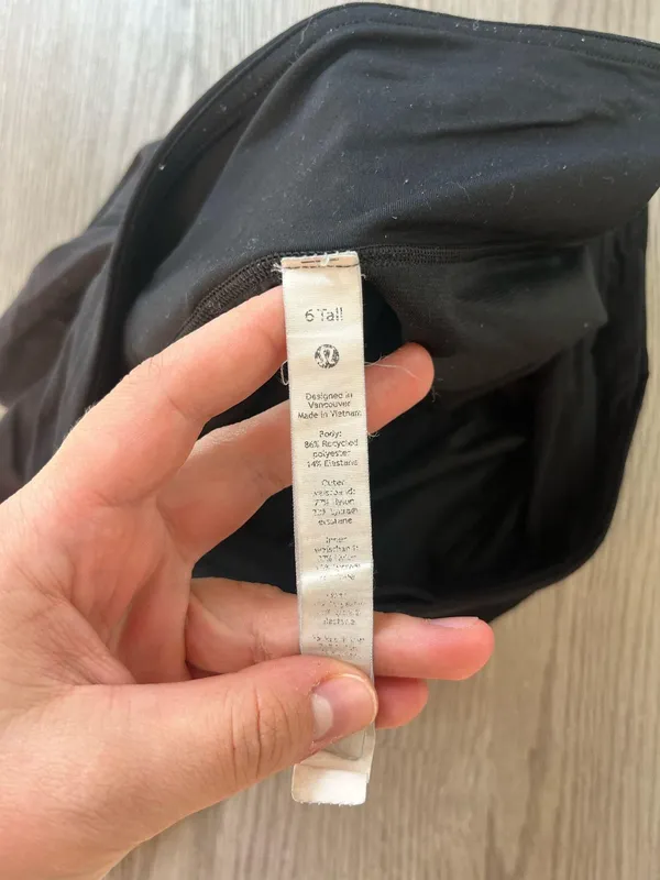 Lululemon Speed Up Shorts - Image 4